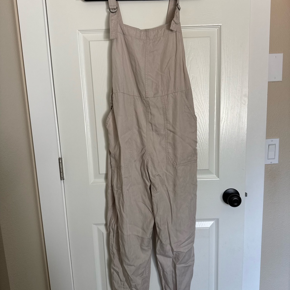 Abercrombie & Fitch Neutral Beige Utility Jumpsuit